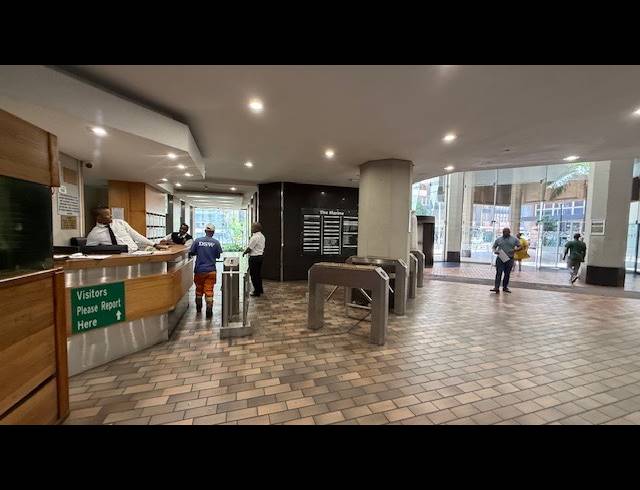 738M² OFFICE TO LET IN DURBAN CENTRAL